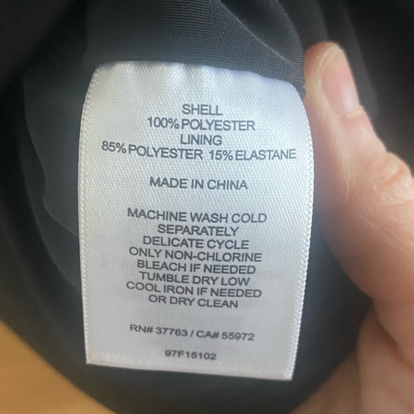 LAUNDRY BY SHELLI SEGAL BLACK ONE SHOULDER BOW COCKTAIL DRESS - Picture 13 of 13
